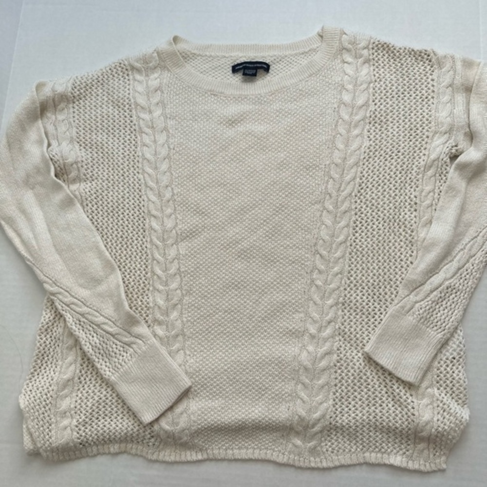 American Eagle White Sweater